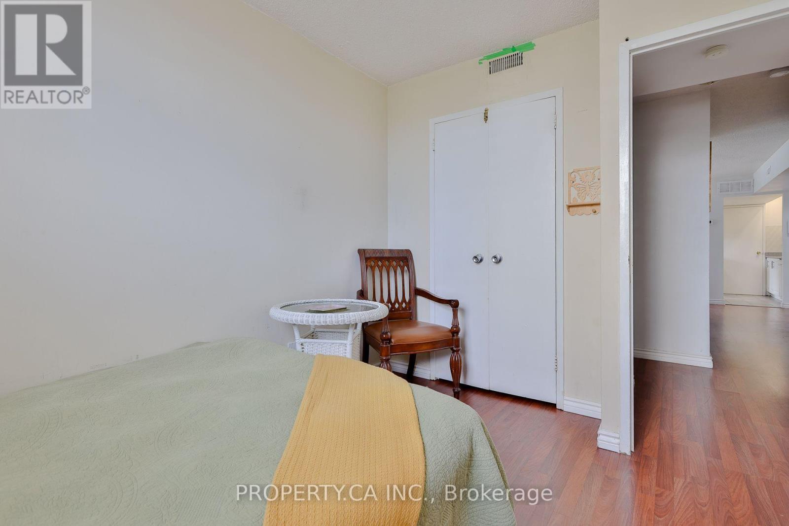 #517 5 PARKWAY FOREST DRIVE - 25