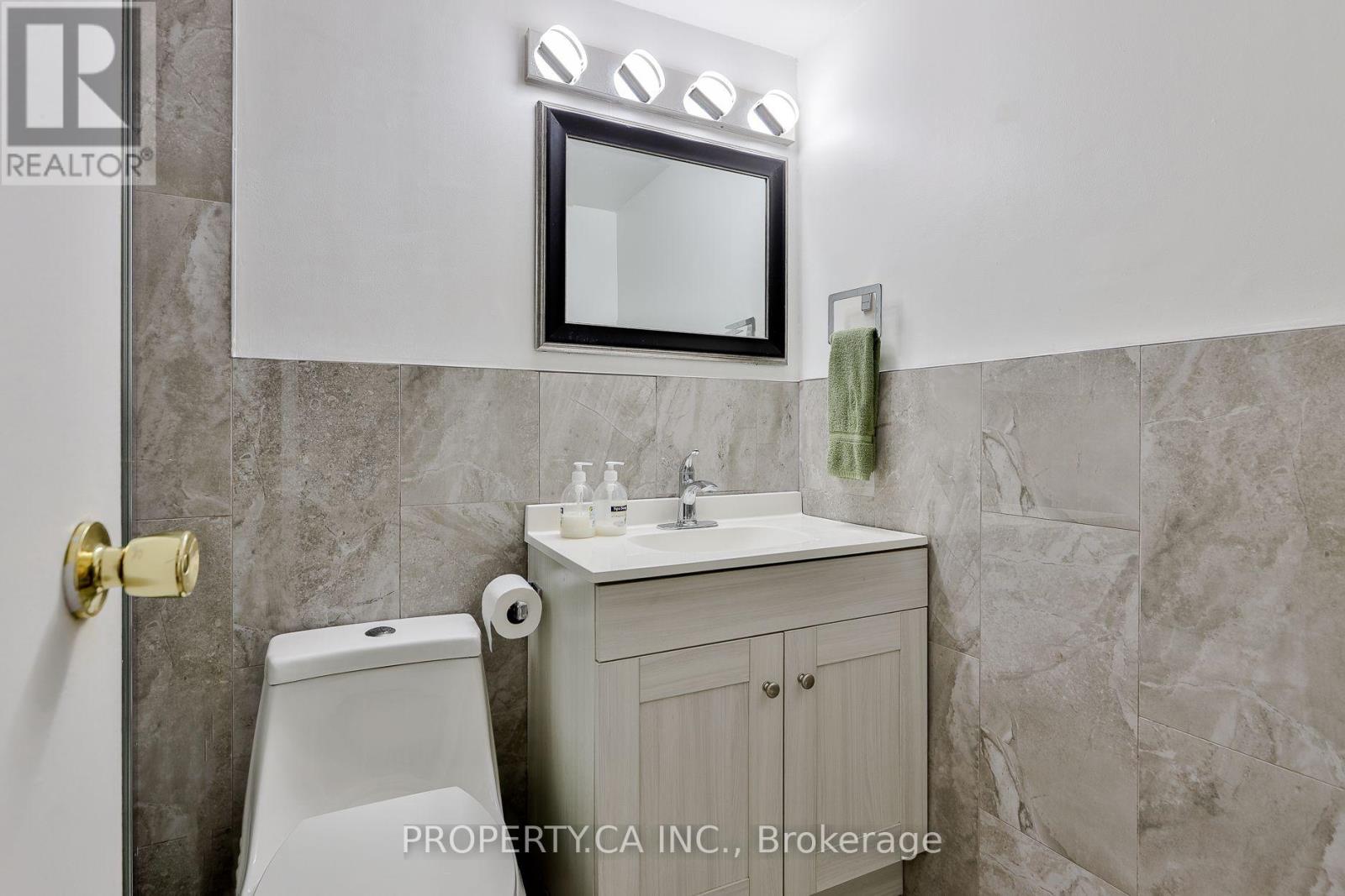 #517 5 PARKWAY FOREST DRIVE - 26