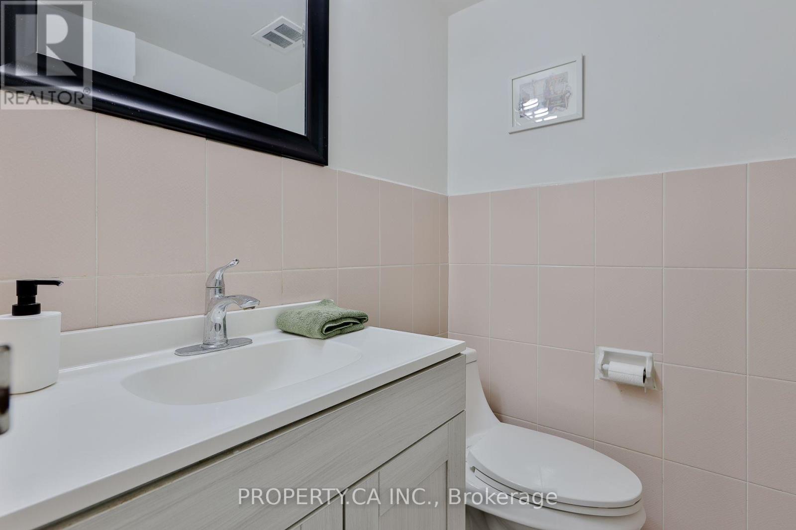 517- 5 Parkway Forest Drive, Toronto, ON photo 33