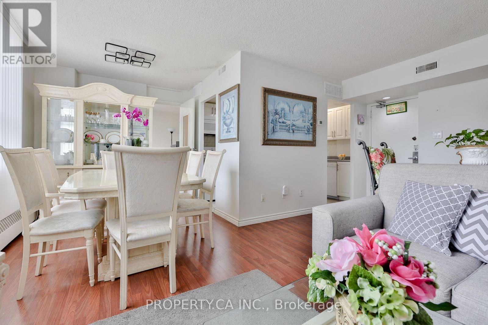 #517 5 PARKWAY FOREST DRIVE - 6