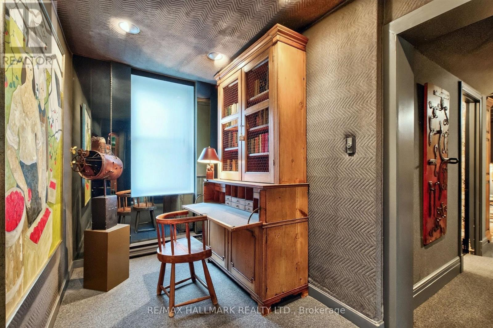 11 Pine Hill Road, Toronto, ON photo 24