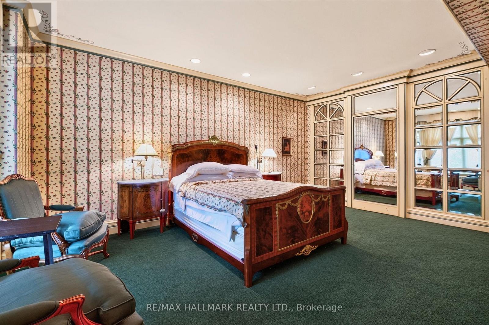 11 Pine Hill Road, Toronto, ON photo 37