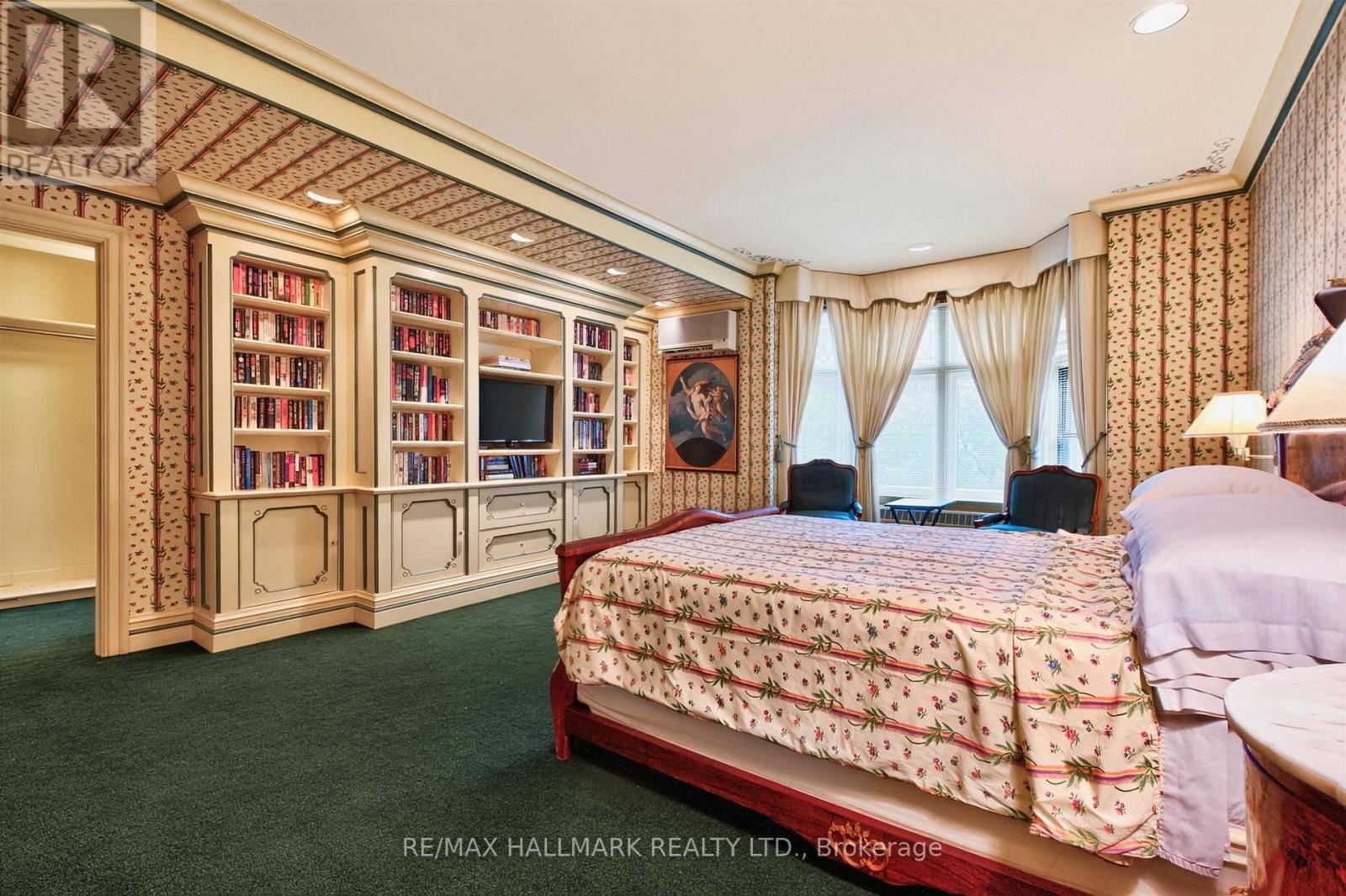 11 Pine Hill Road, Toronto, ON photo 38