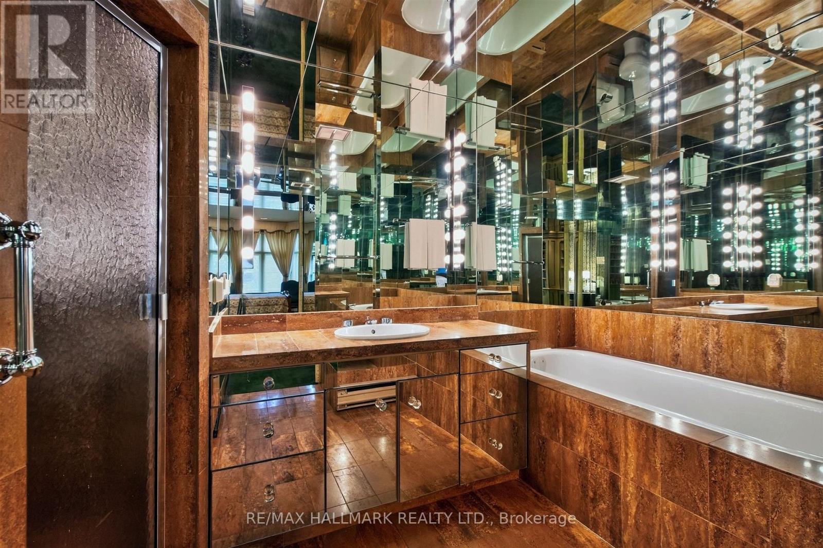 11 Pine Hill Road, Toronto, ON photo 40
