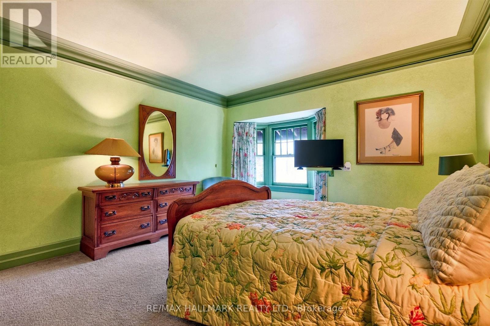 11 Pine Hill Road, Toronto, ON photo 41