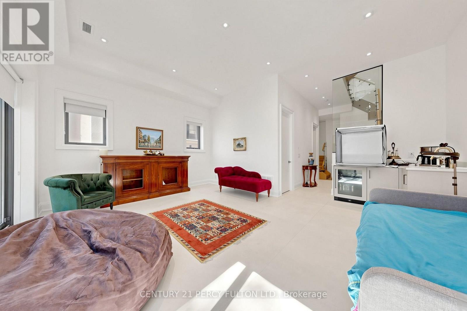 171 Elmwood Avenue — photo 44
