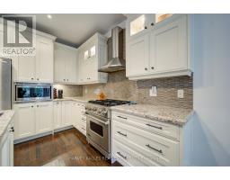 328 Douglas Avenue, Toronto, ON M5M1H1 Photo 12