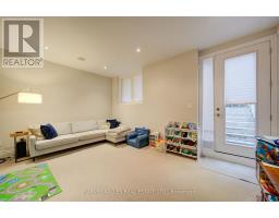 328 Douglas Avenue, Toronto, ON M5M1H1 Photo 36