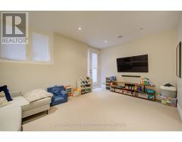 328 Douglas Avenue, Toronto, ON M5M1H1 Photo 37