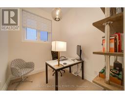 328 Douglas Avenue, Toronto, ON M5M1H1 Photo 40
