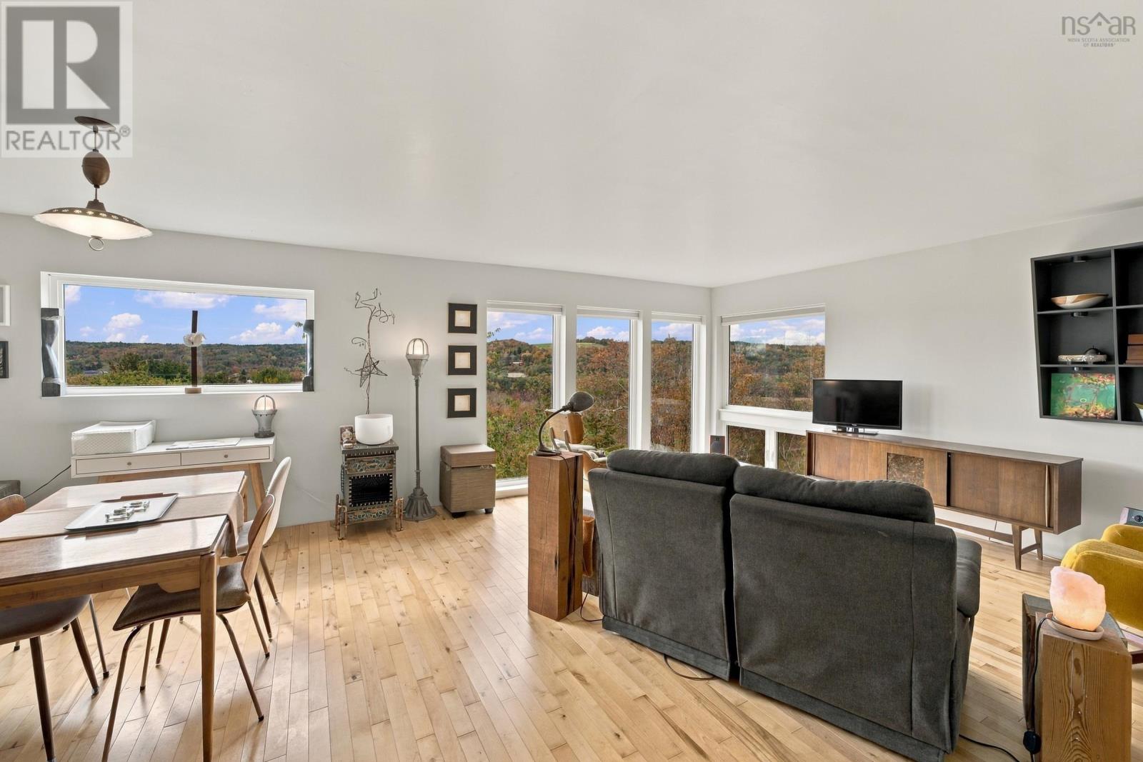 421 Chute Road - 15