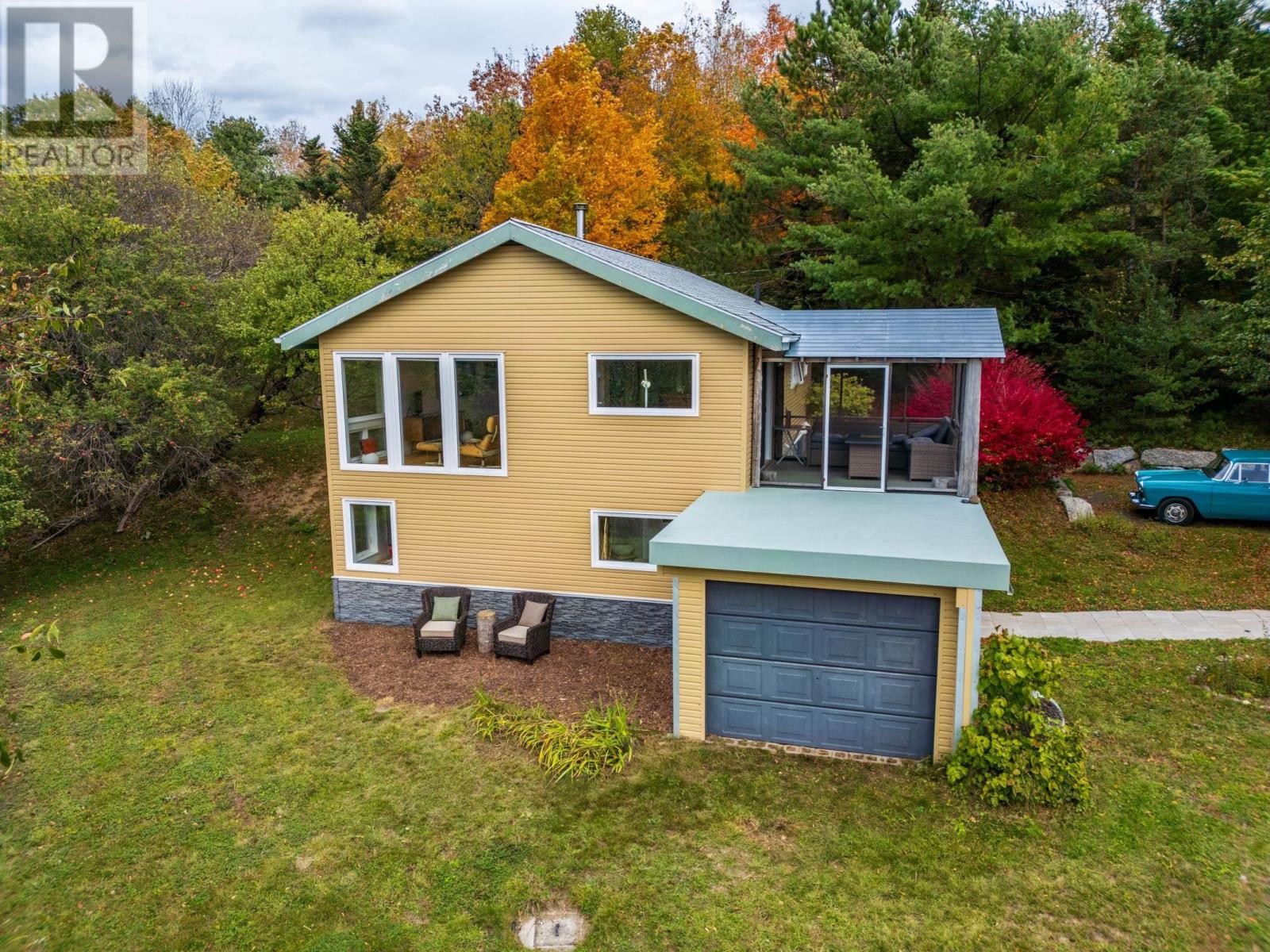 421 Chute Road - 50