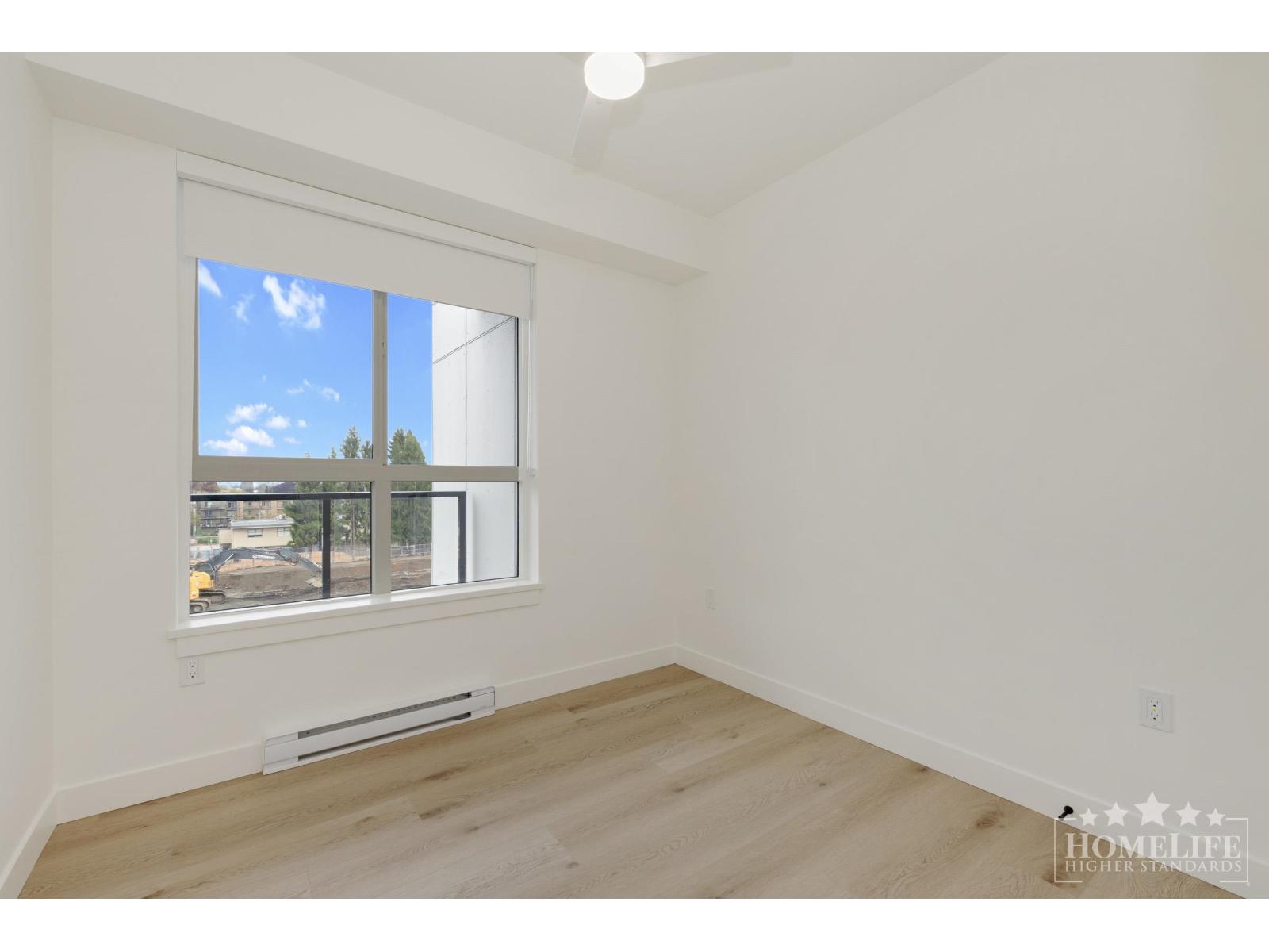 302 10425 147 STREET, Surrey - Image 1