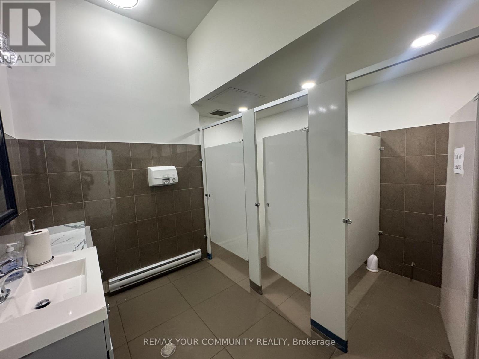 670 Highway 7 Street East — photo 18