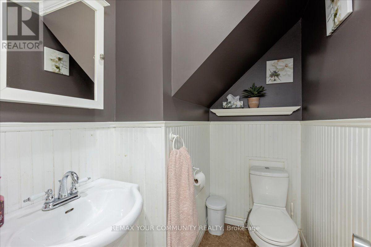 176 GARDEN AVENUE - 16