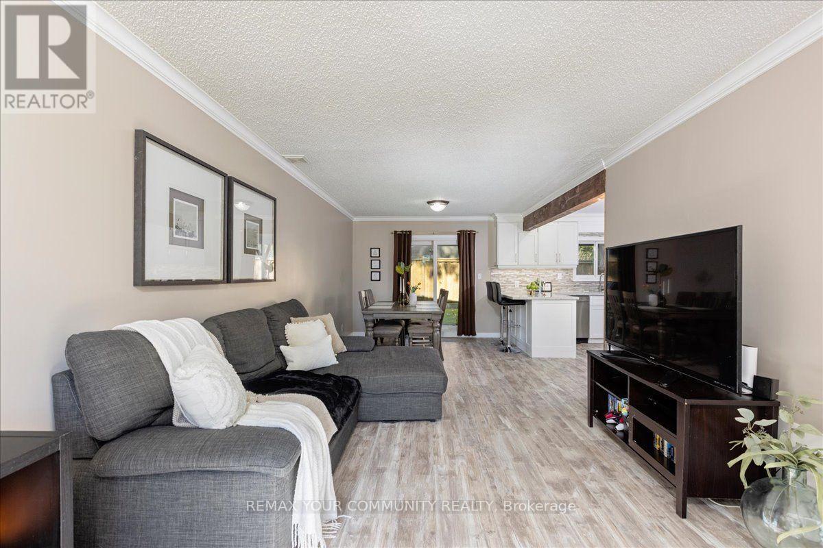 176 Garden Avenue, Georgina, ON photo 8