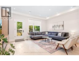 10 Hamstead Avenue, Toronto, ON M4C2S4 Photo 13