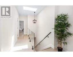10 Hamstead Avenue, Toronto, ON M4C2S4 Photo 15