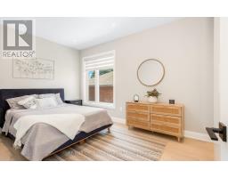 10 Hamstead Avenue, Toronto, ON M4C2S4 Photo 24