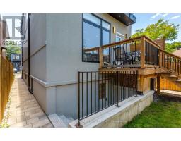 10 Hamstead Avenue, Toronto, ON M4C2S4 Photo 44