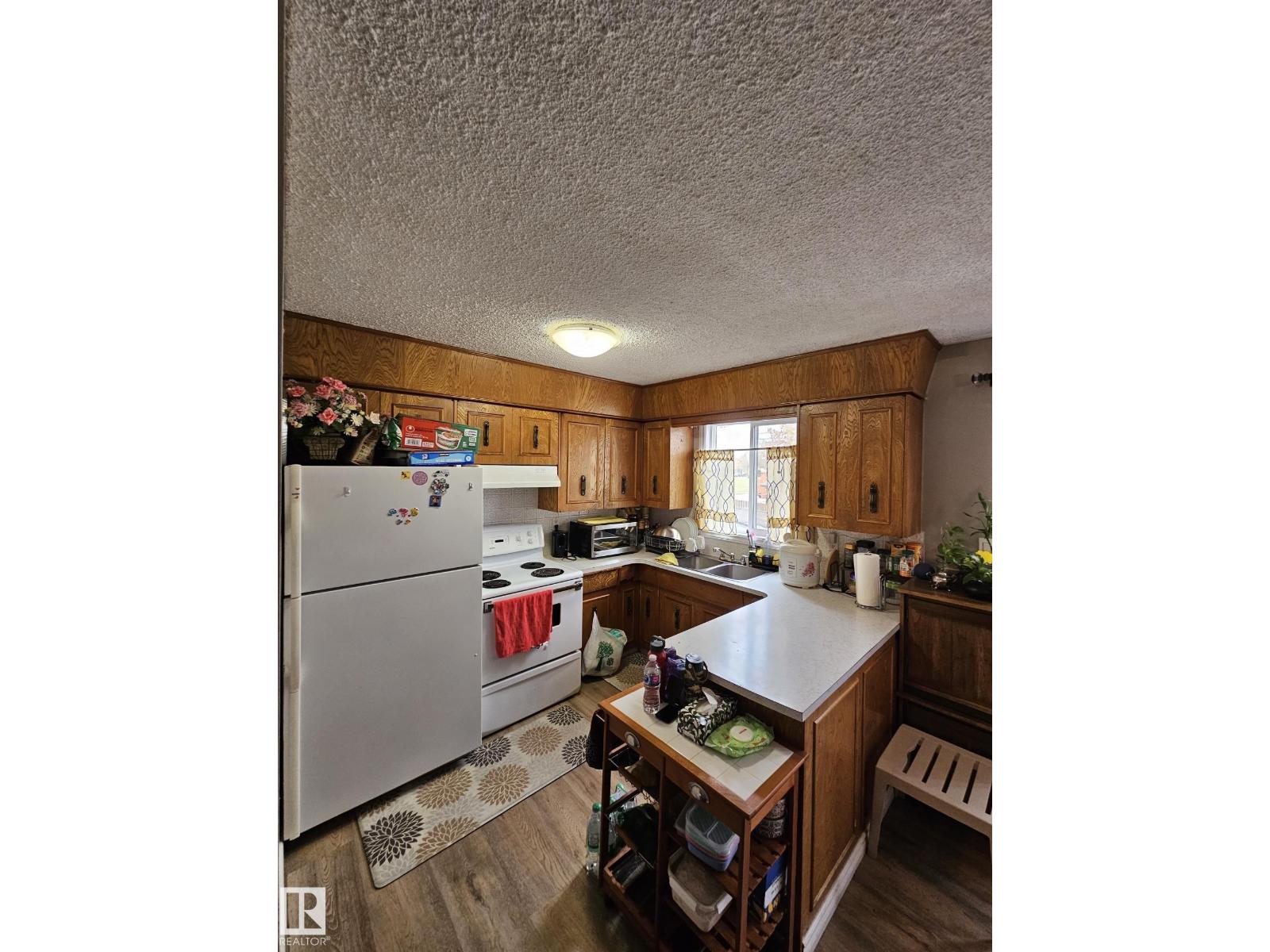 12906-12908 68 Street NW, photo 6