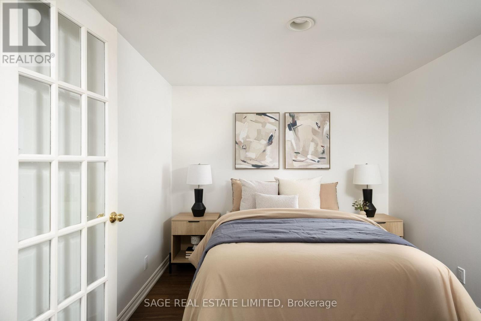 35 CHAPMAN AVENUE - 38