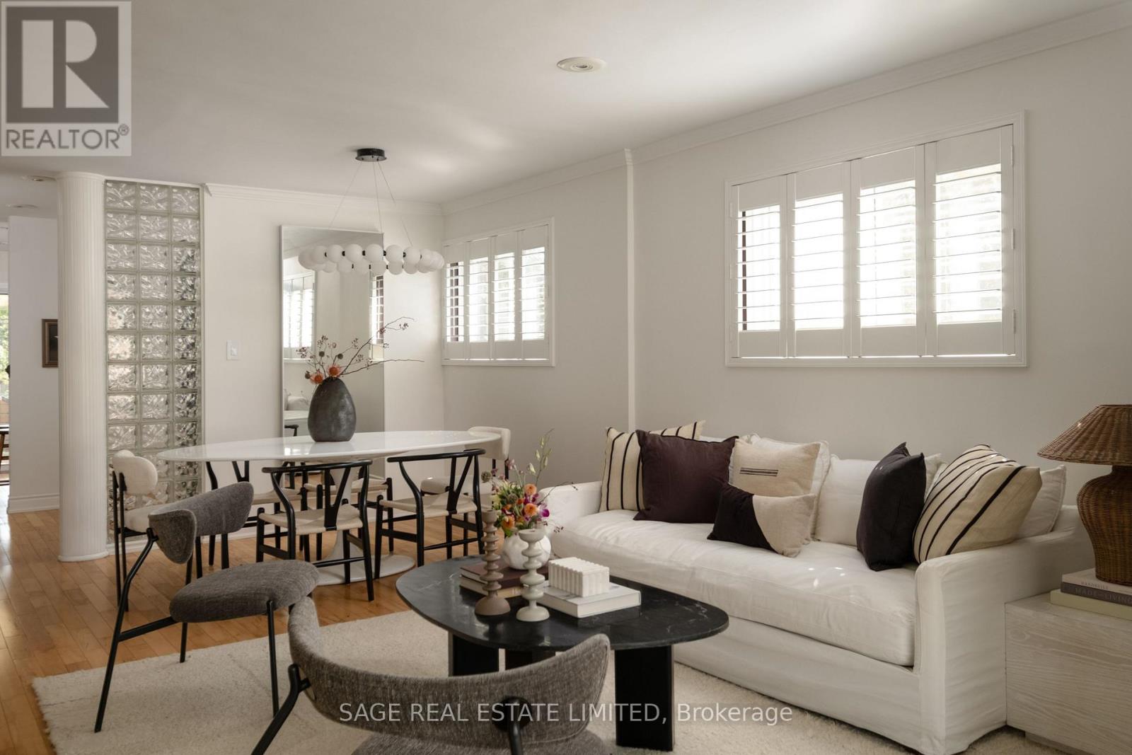35 CHAPMAN AVENUE - 6