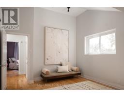 35 Chapman Avenue, Toronto, ON M4B1C4 Photo 11