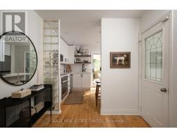 35 Chapman Avenue, Toronto, ON M4B1C4 Photo 17