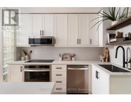 35 Chapman Avenue, Toronto, ON M4B1C4 Photo 19