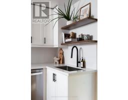35 Chapman Avenue, Toronto, ON M4B1C4 Photo 20