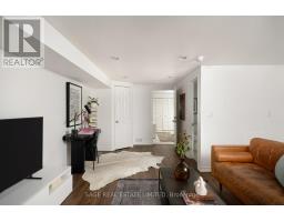35 Chapman Avenue, Toronto, ON M4B1C4 Photo 33