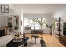 35 Chapman Avenue, Toronto, ON M4B1C4 Photo 8