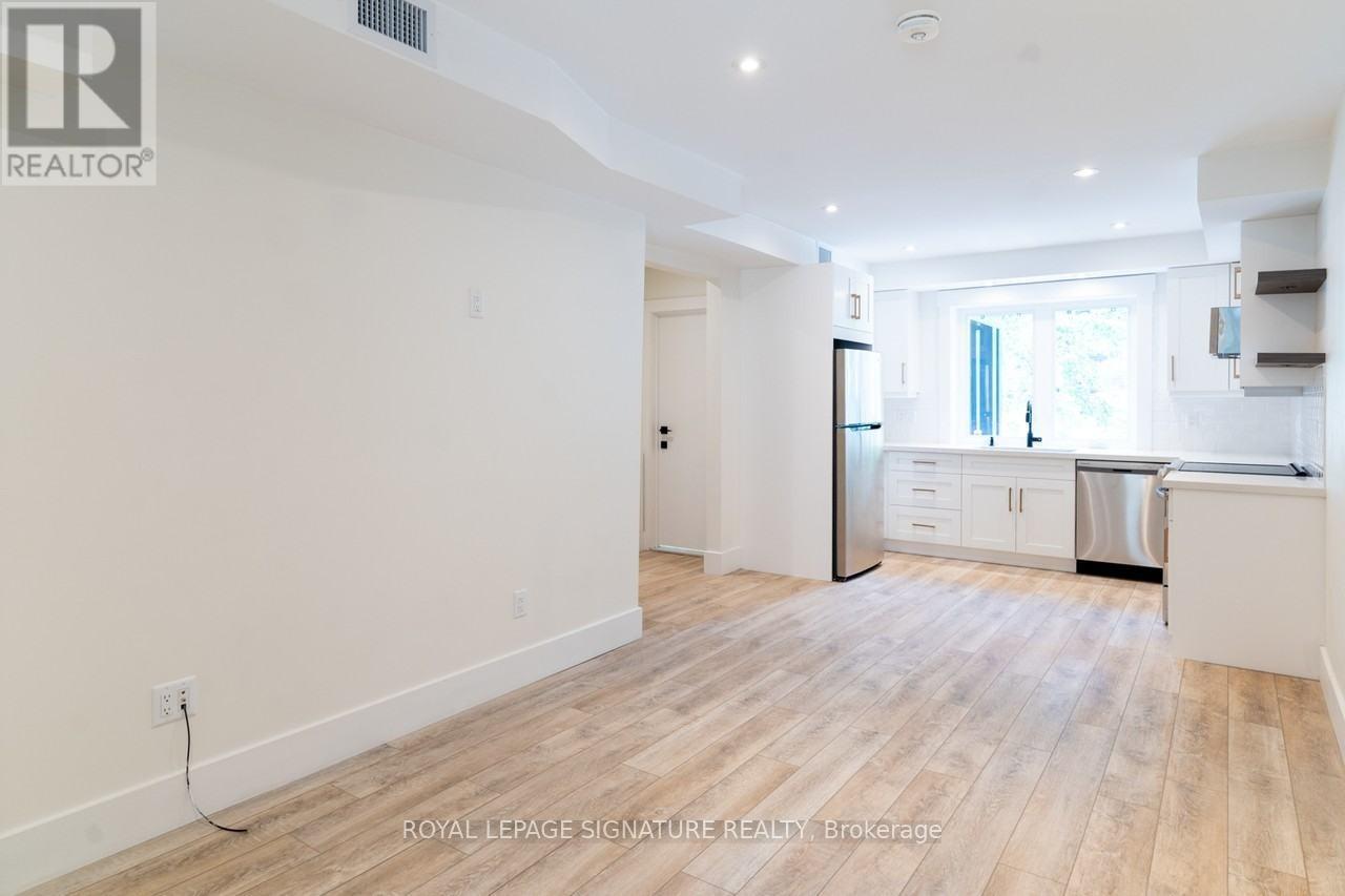 MAIN - 129 KENILWORTH AVENUE, Toronto (The Beaches) — photo 5