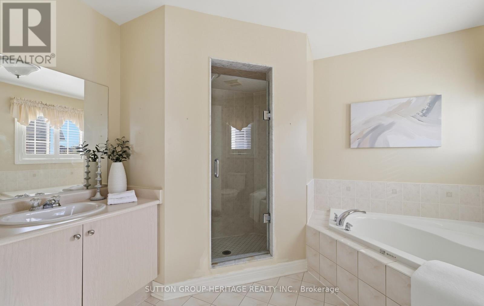 2 BEADLE DRIVE - 22