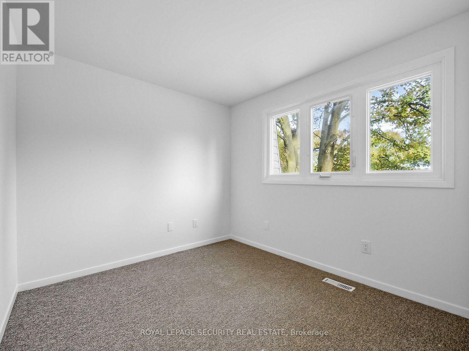 22 Harper Court, Whitby, ON photo 23