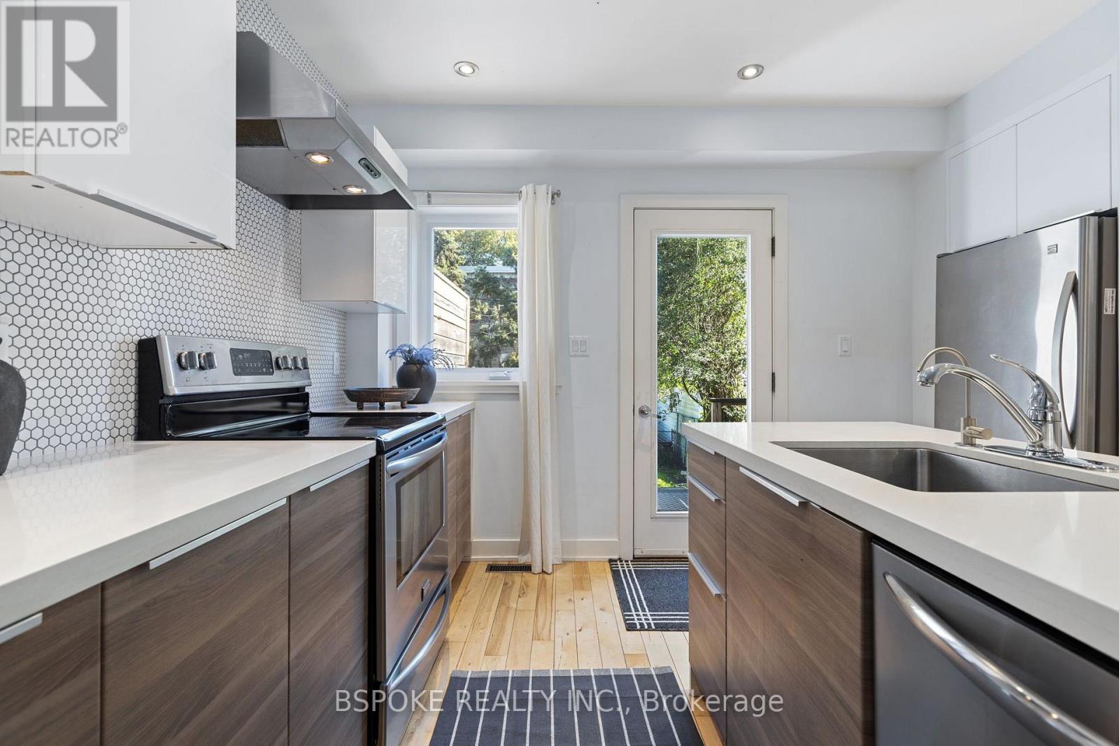 389 COXWELL AVENUE, Toronto (Woodbine Corridor) — photo 11