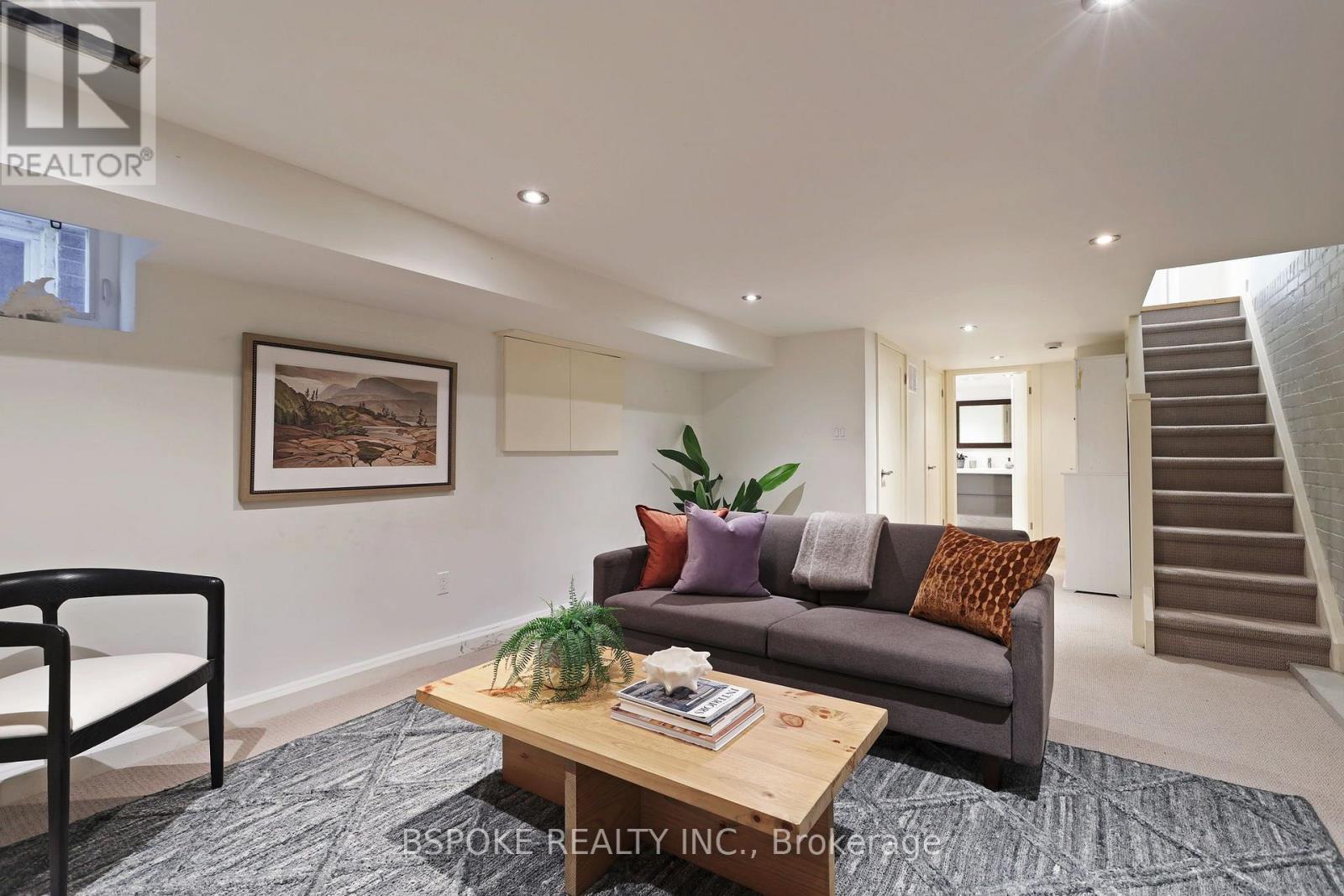 389 COXWELL AVENUE - 22