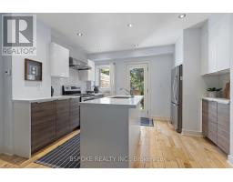 389 Coxwell Avenue, Toronto, ON M4L3B8 Photo 10