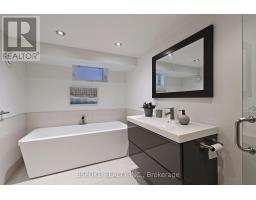 389 Coxwell Avenue, Toronto, ON M4L3B8 Photo 23