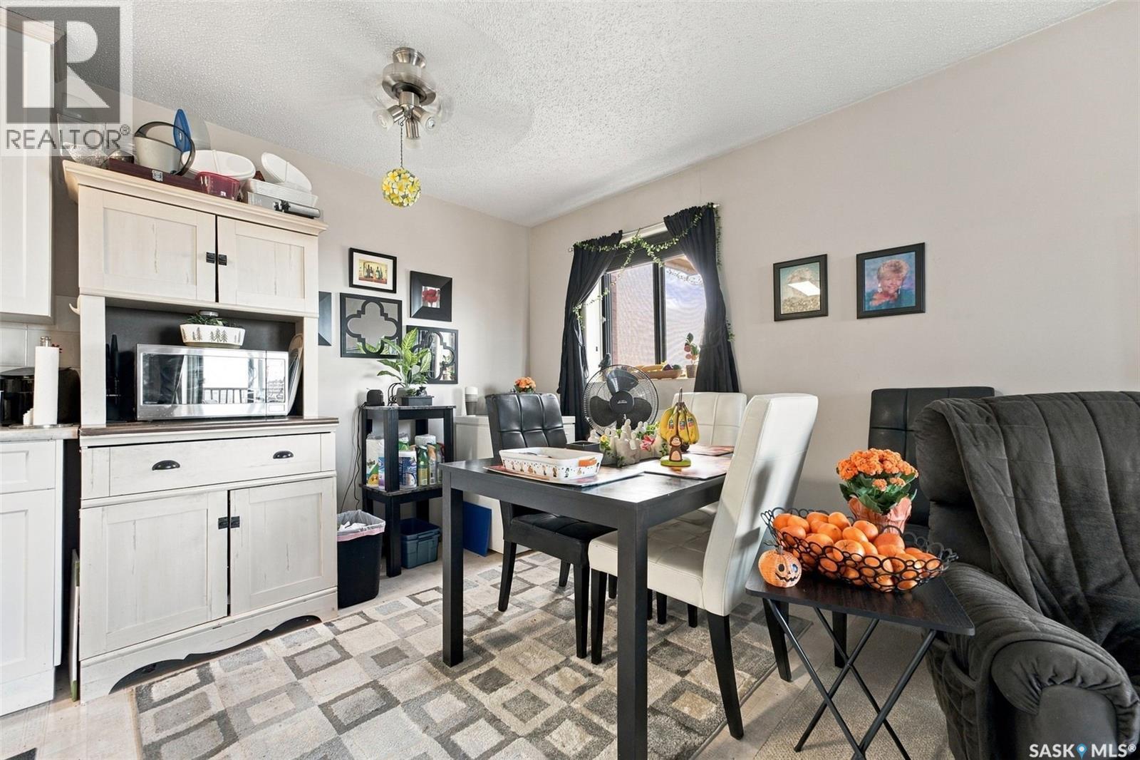 #1005 717 Victoria AVENUE - 12