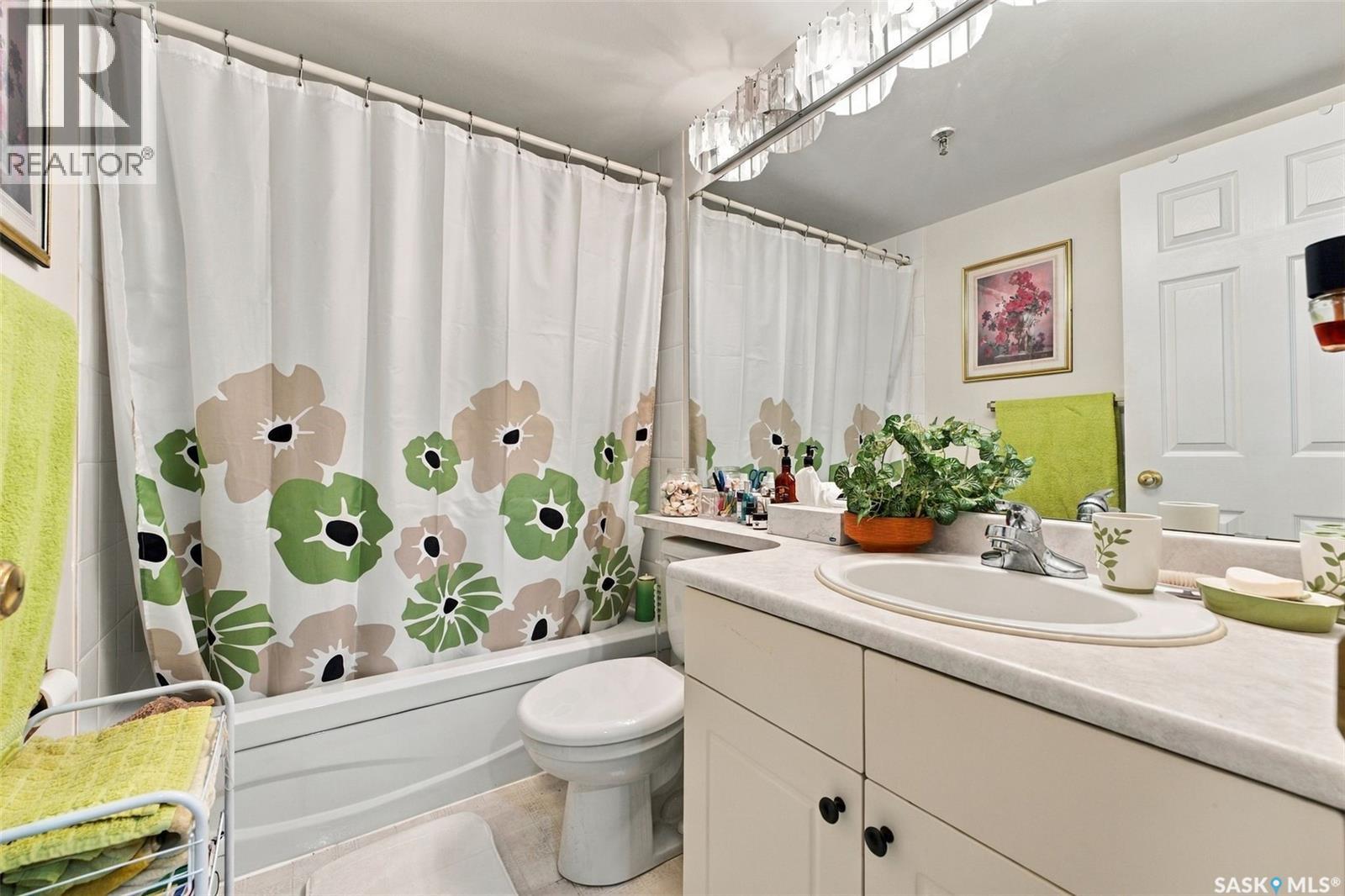 #1005 717 Victoria AVENUE - 17