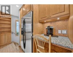 8331 33 Avenue NW - photo 15