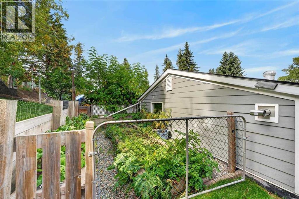 8331 33 Avenue NW - Image 48