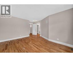 4418 20 Avenue Nw, Calgary, AB T3B0T6 Photo 24
