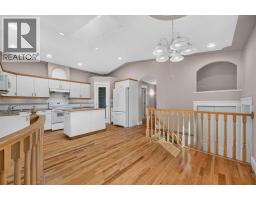 4418 20 Avenue Nw, Calgary, AB T3B0T6 Photo 18