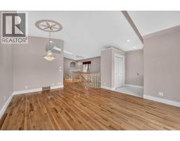 Bedroom - 4418 20 Avenue Nw, Calgary, AB T3B0T6 Photo 12