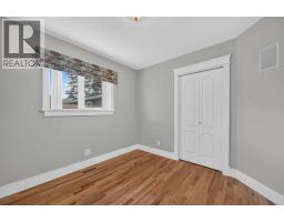 4418 20 Avenue Nw, Calgary, AB T3B0T6 Photo 31