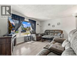 Living room - 170 Sunset Boulevard, Cambridge, ON N1S4L8 Photo 6