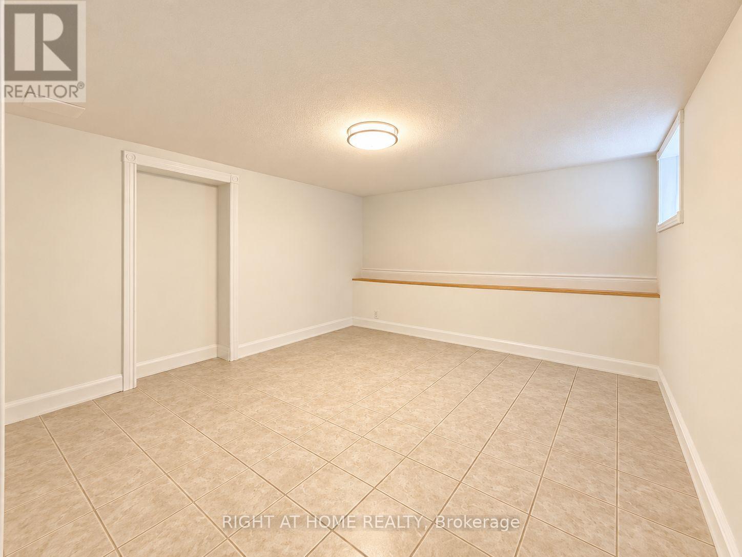 72 Monkswood Crescent — photo 13